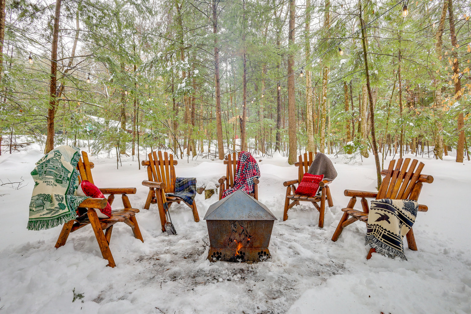 Lake Luzerne Vacation Rental