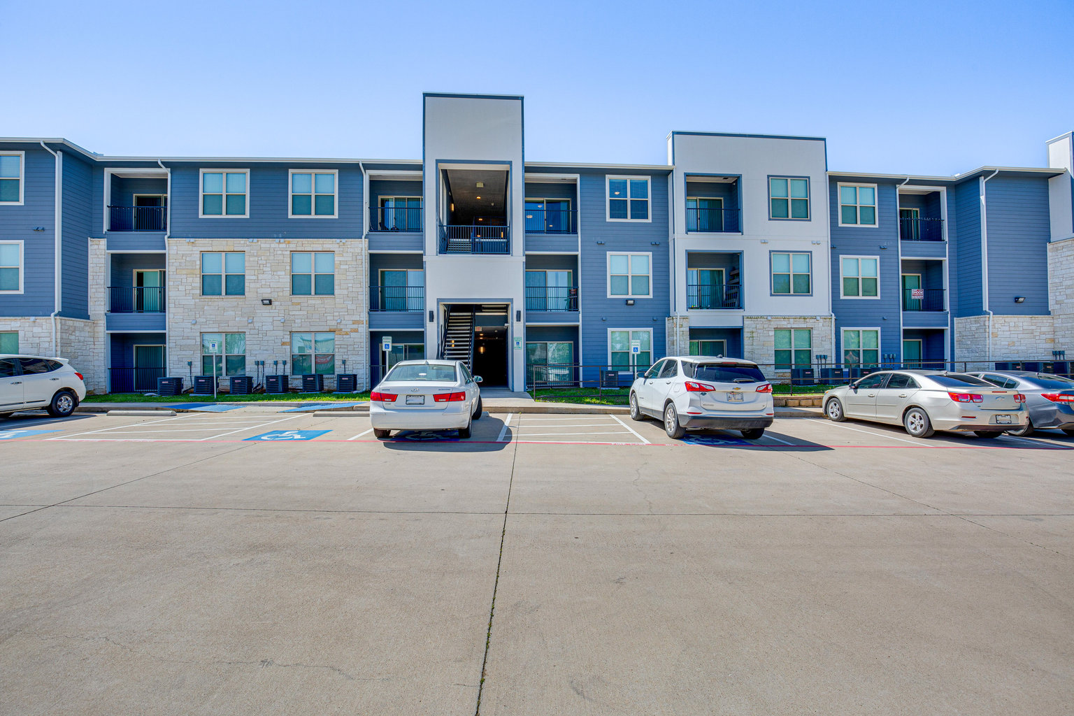 Bonham Vacation Rental