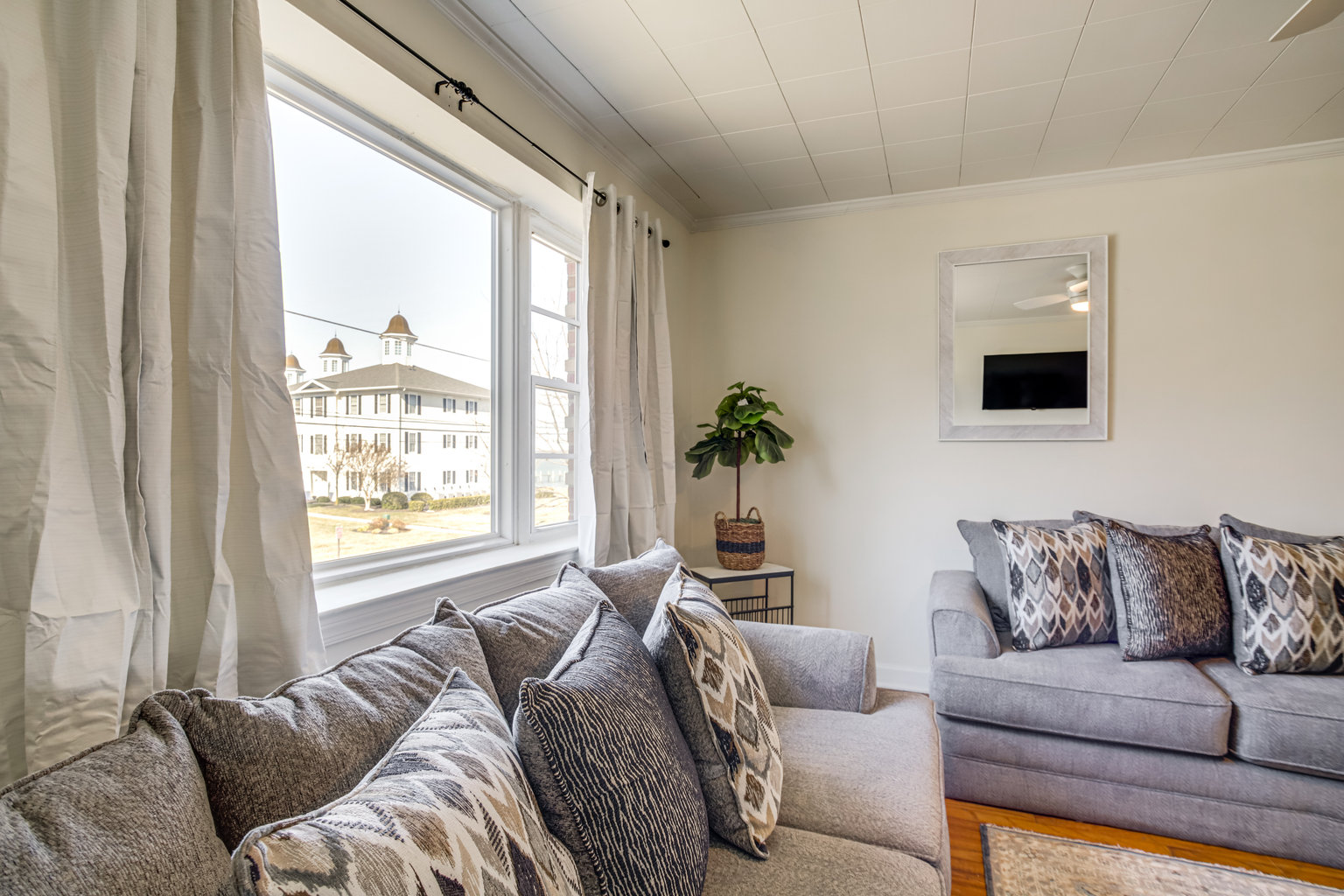 Cambridge Vacation Rental