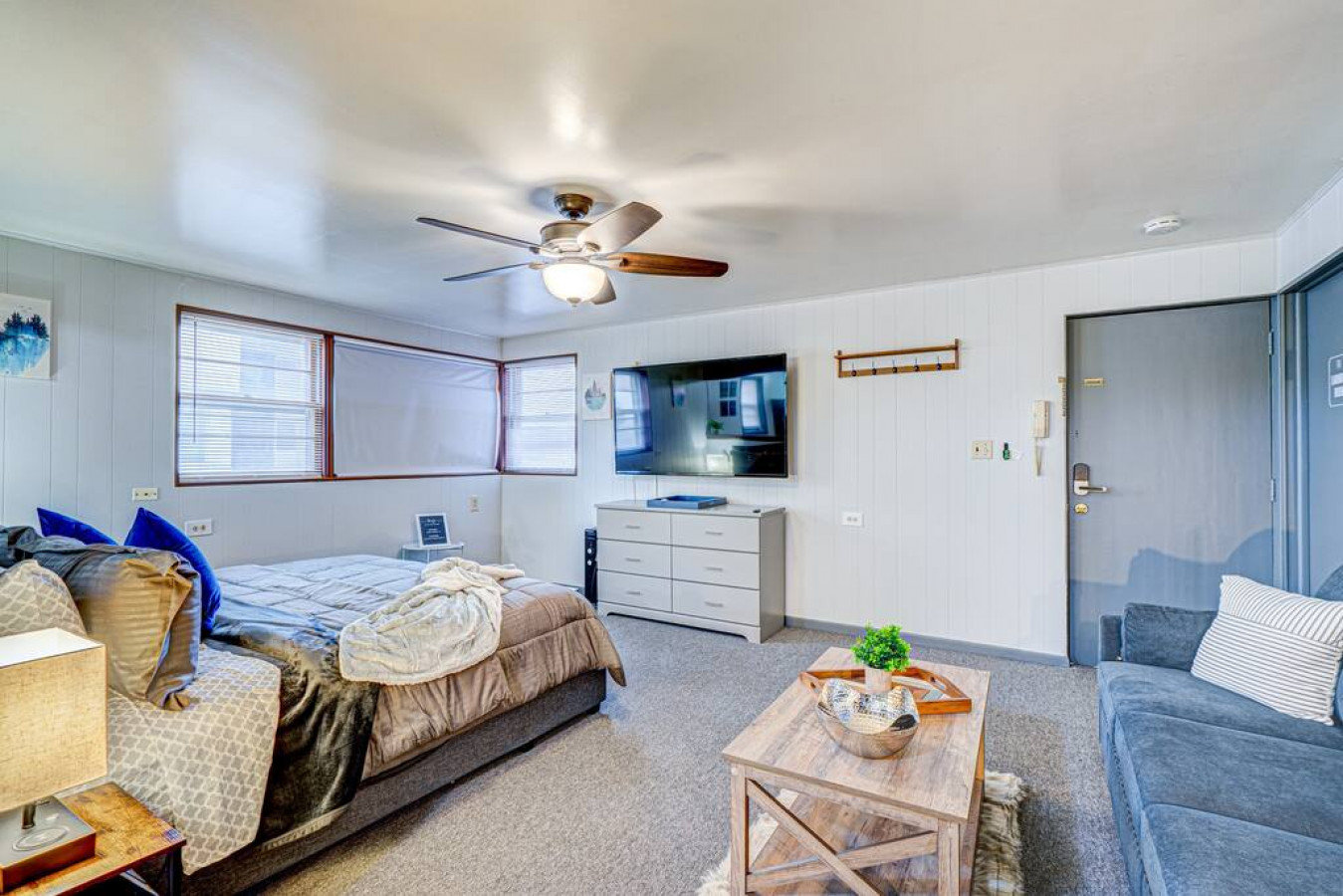 Elmwood Park Vacation Rental