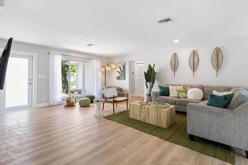 Lighthouse Point Vacation Rental