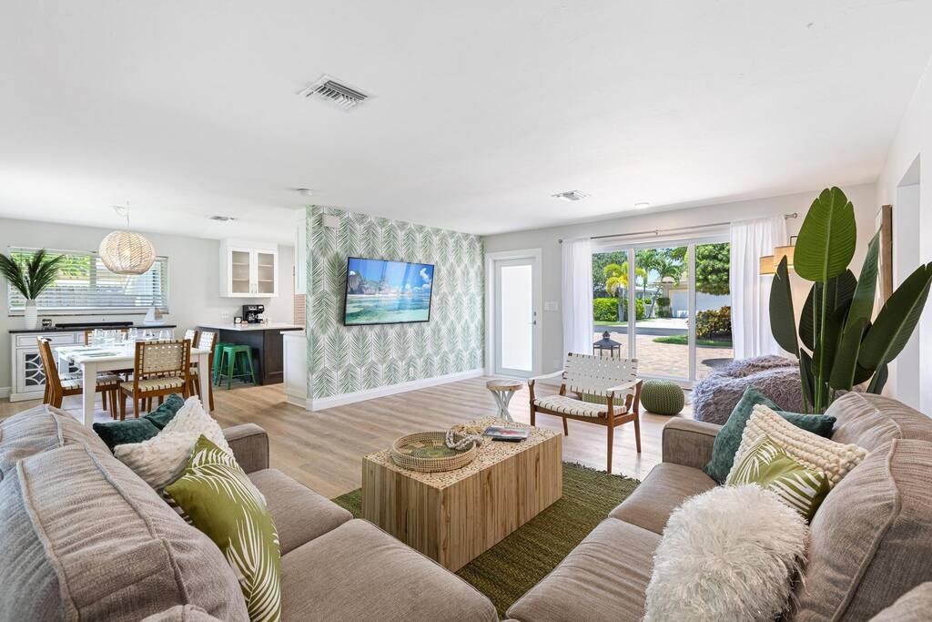 Lighthouse Point Vacation Rental