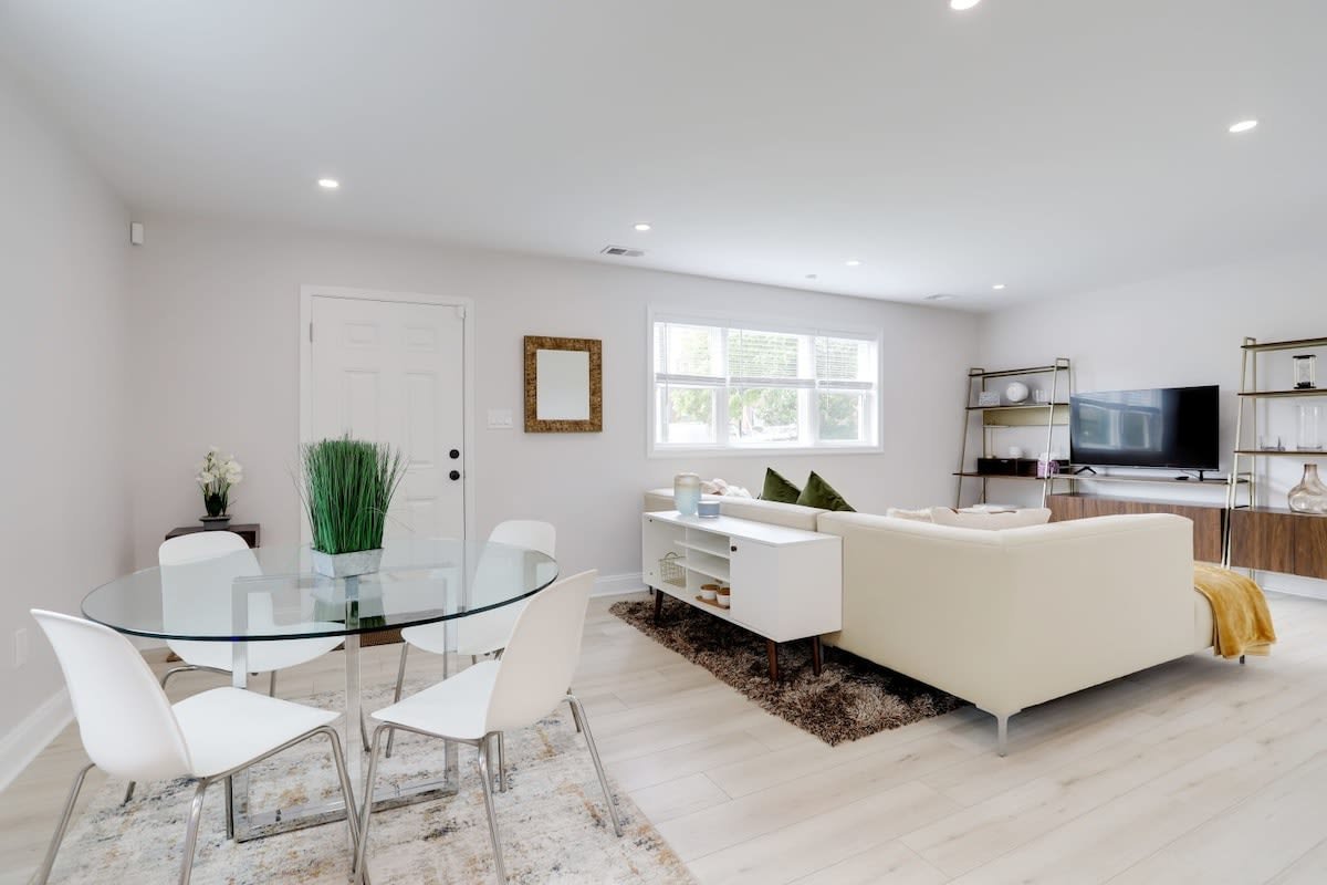 Alexandria Vacation Rental