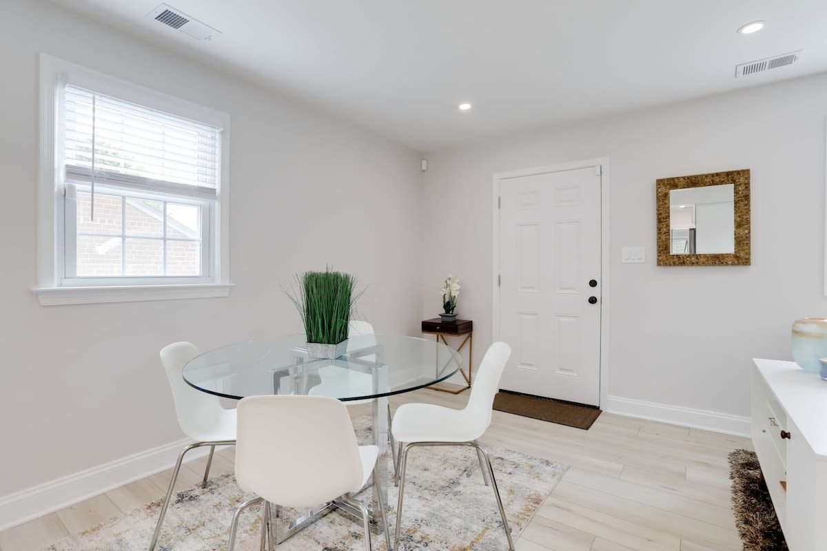 Alexandria Vacation Rental
