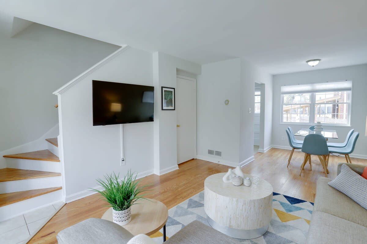 Alexandria Vacation Rental