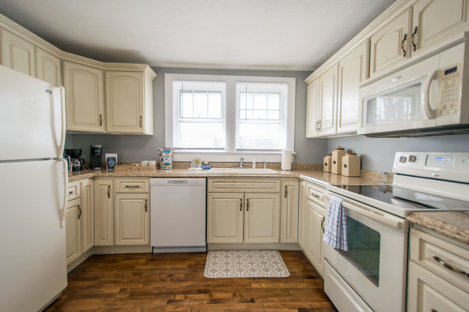 East Flat Rock Vacation Rental