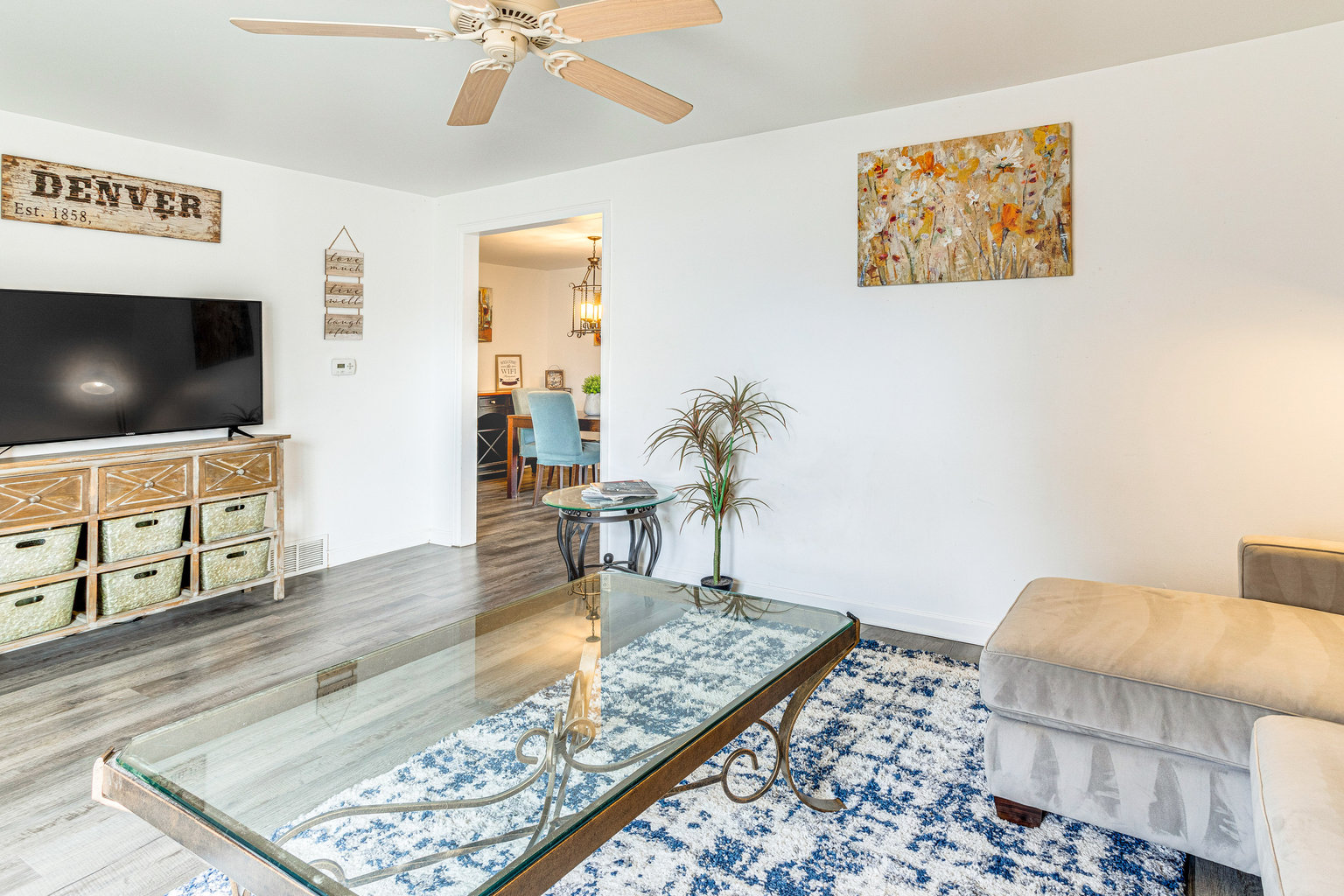 Aurora Vacation Rental