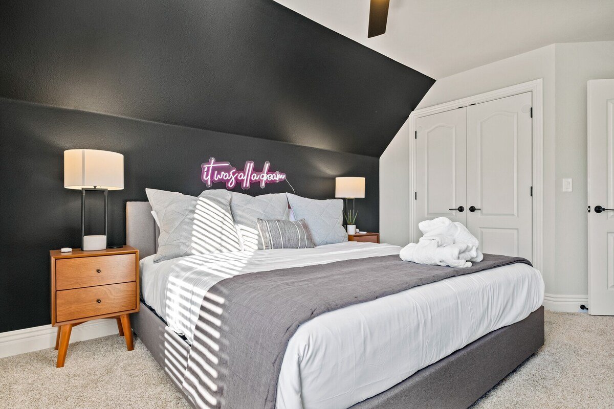 Rogers Vacation Rental