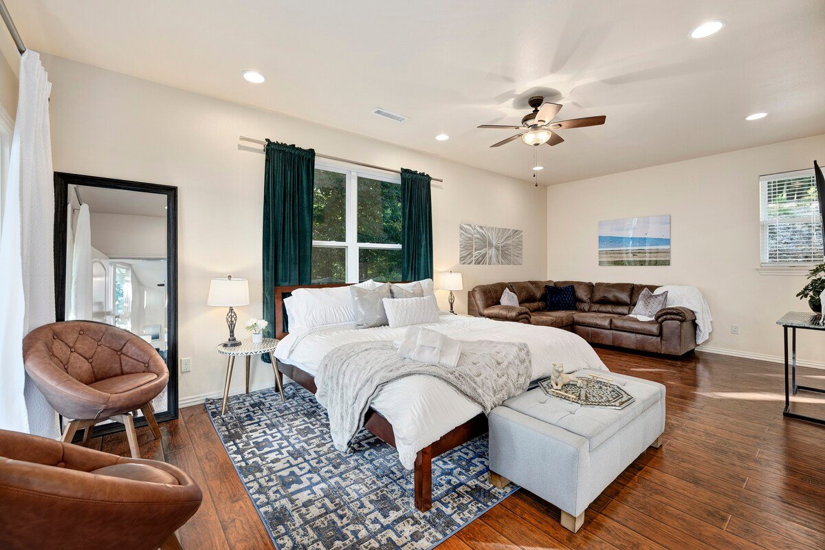 Rogers Vacation Rental