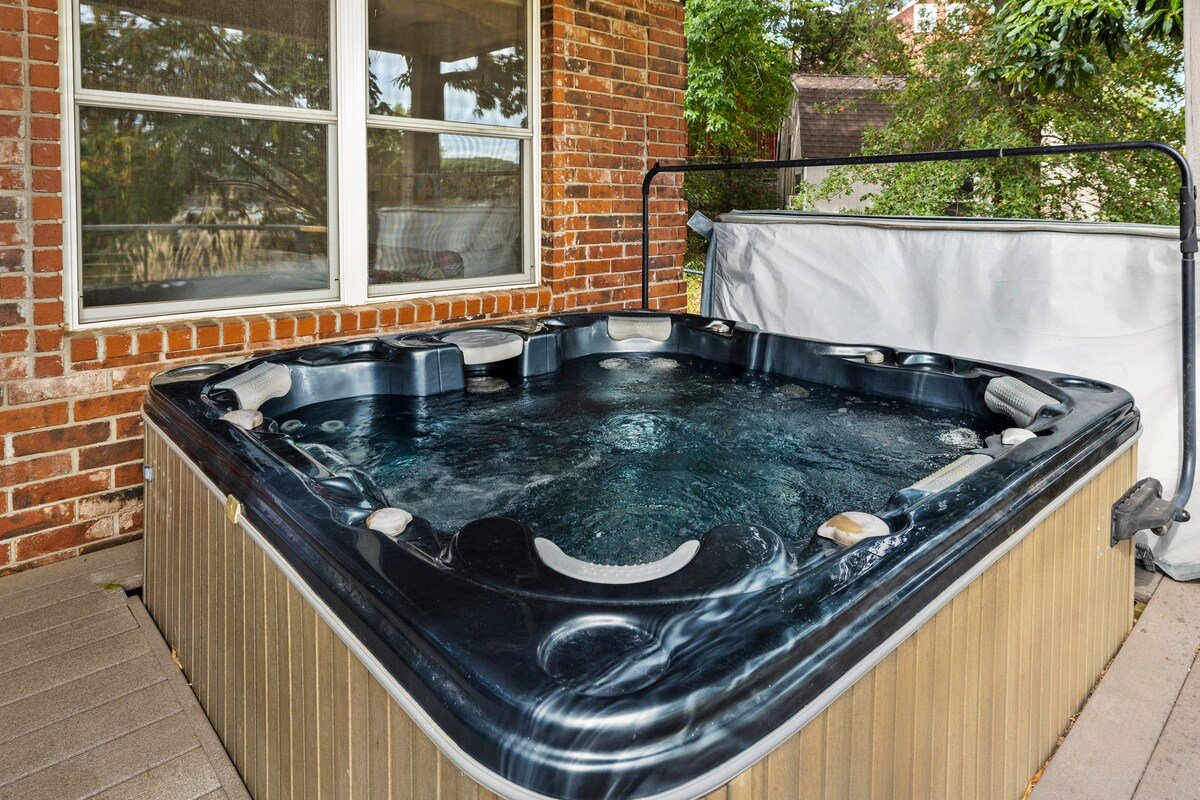 Rogers Vacation Rental