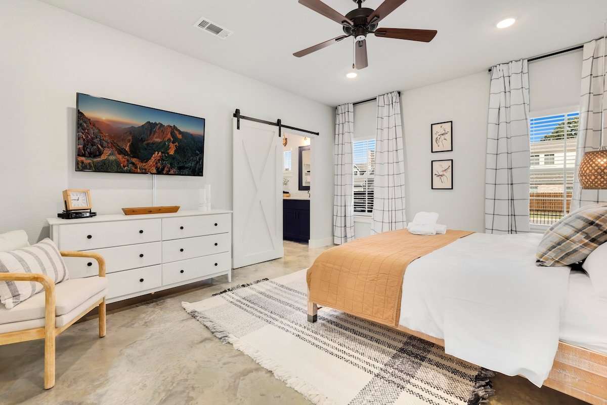 Fayetteville Vacation Rental