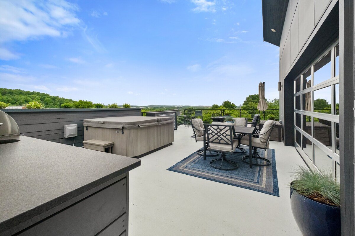 Fayetteville Vacation Rental