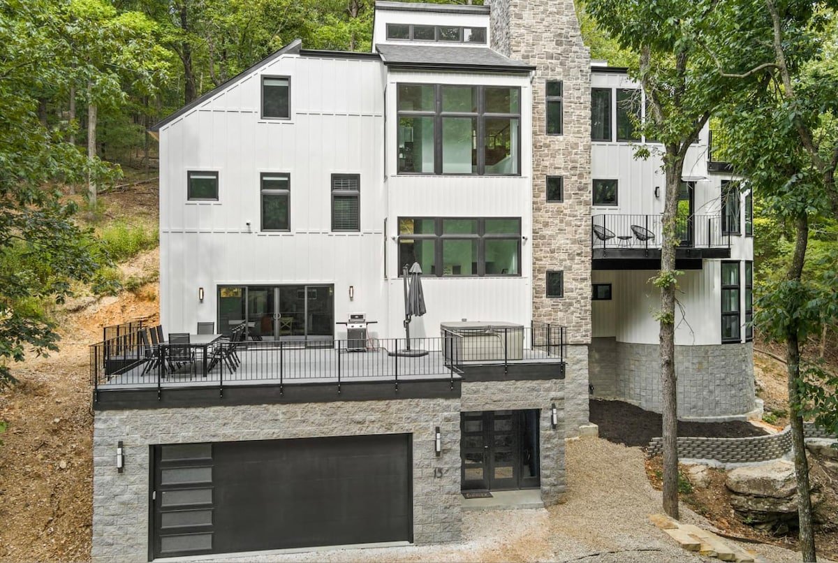 Rogers Vacation Rental