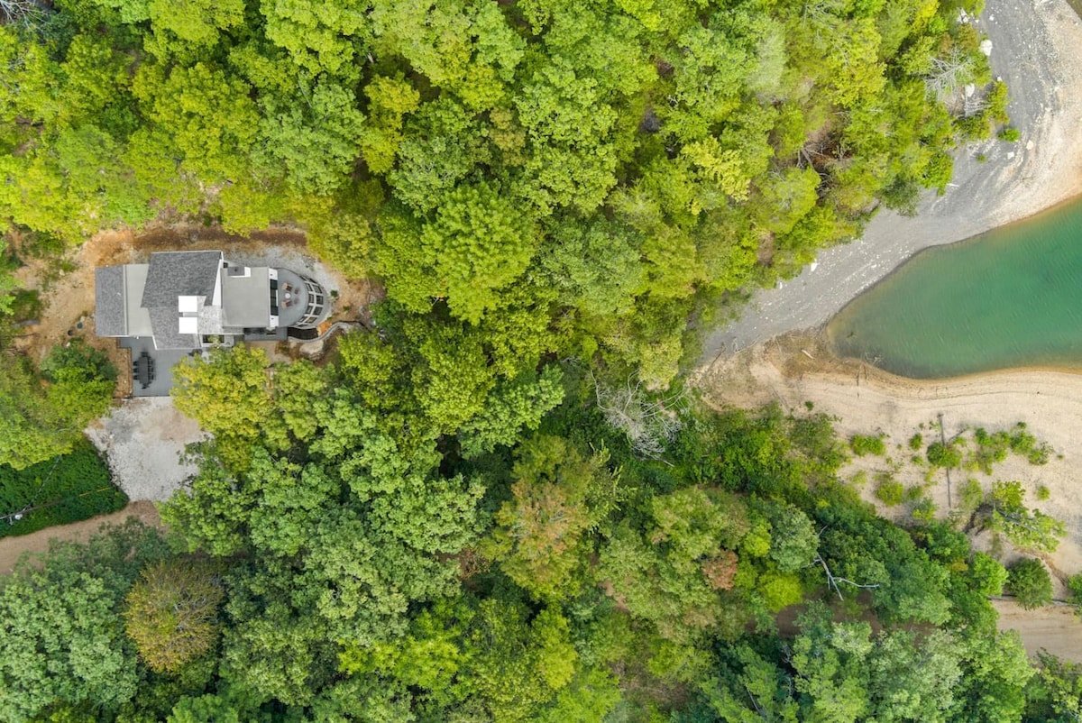 Rogers Vacation Rental