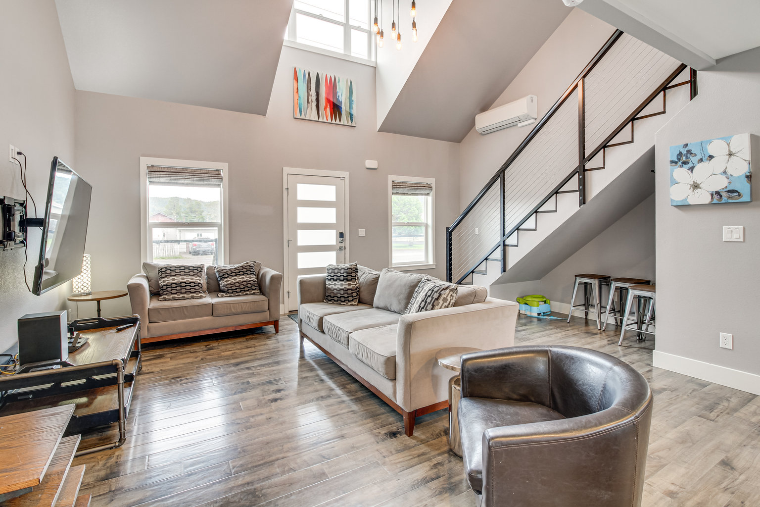 Lakeside Vacation Rental