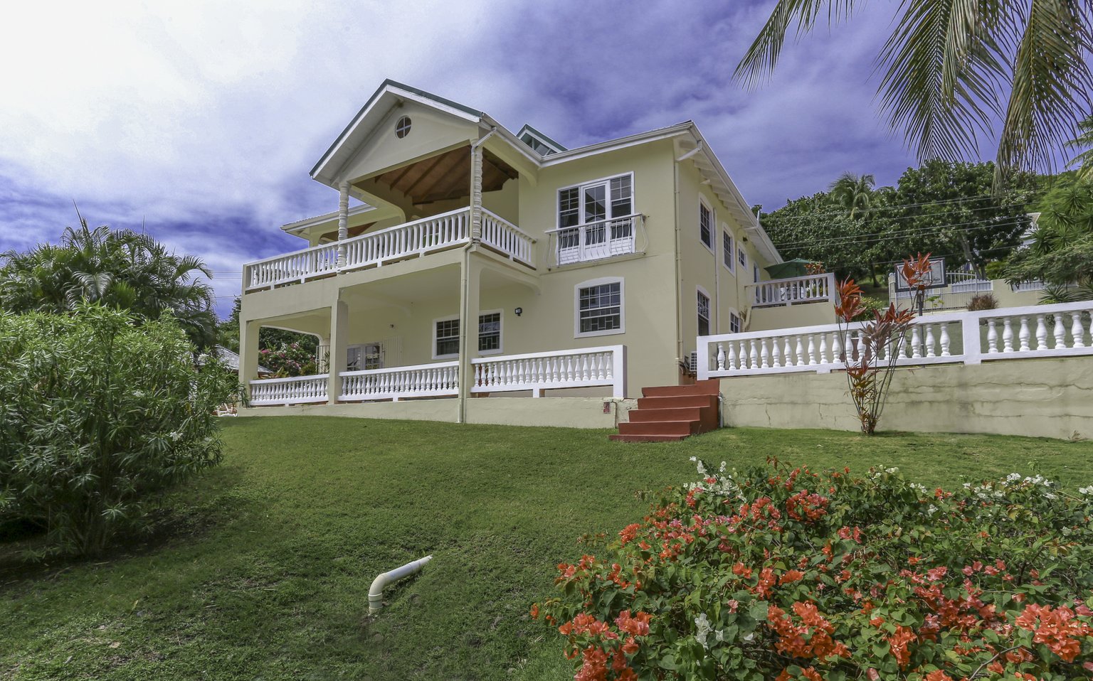 Cap Estate Vacation Rental