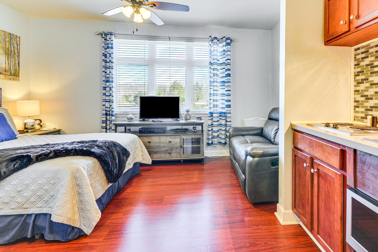 Huddleston Vacation Rental