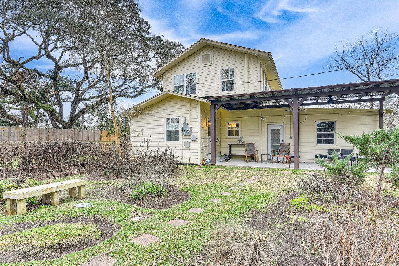 Dickinson Vacation Rental