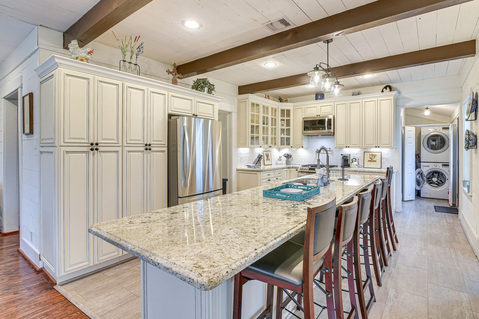 Dickinson Vacation Rental