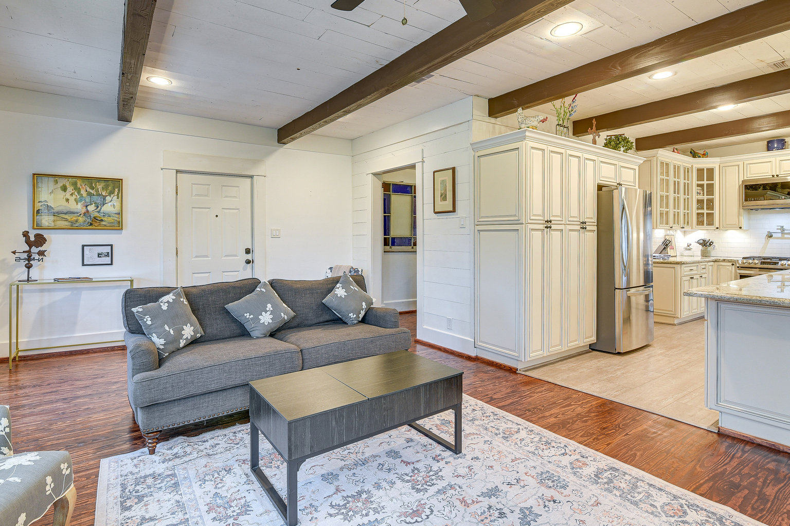 Dickinson Vacation Rental