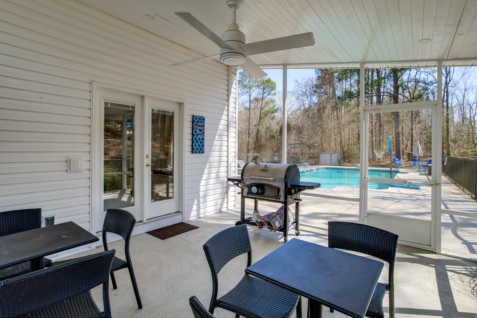 Chapin Vacation Rental