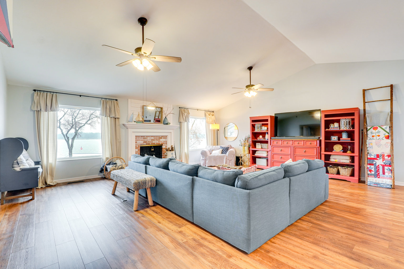 Grove Vacation Rental