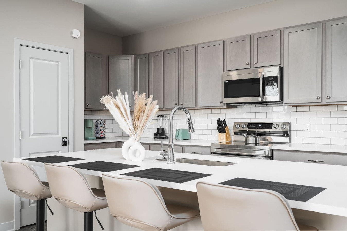 Whitestown Vacation Rental