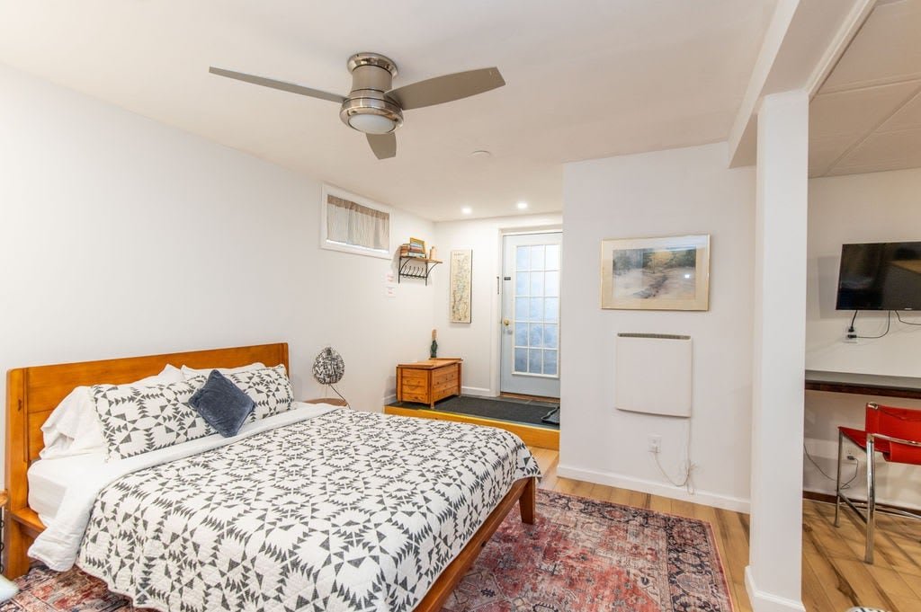 Burlington Vacation Rental