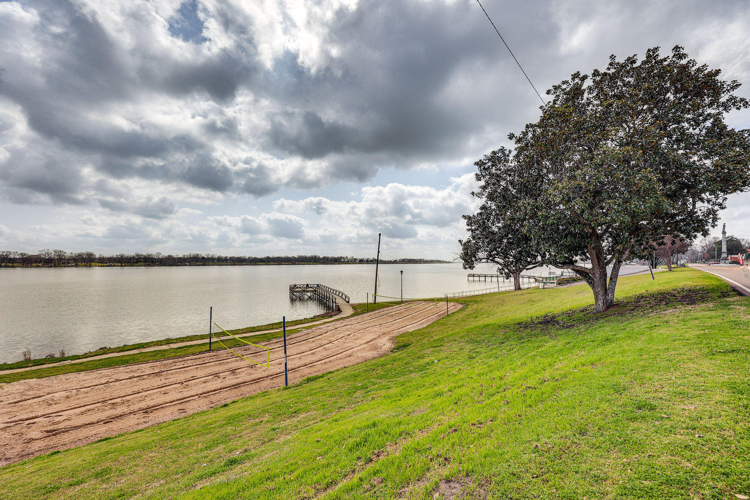 Lake Village Vacation Rental