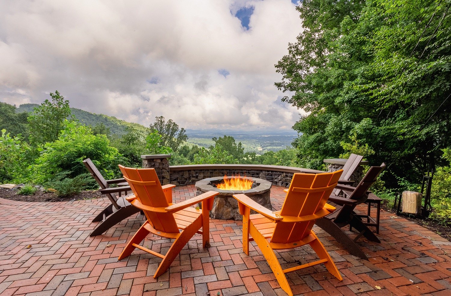 Weaverville Vacation Rental