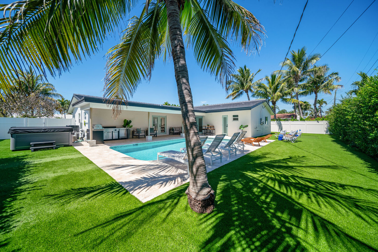 Lighthouse Point Vacation Rental