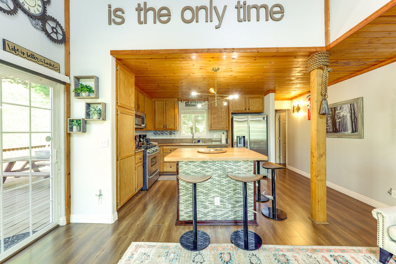 Crestline Vacation Rental