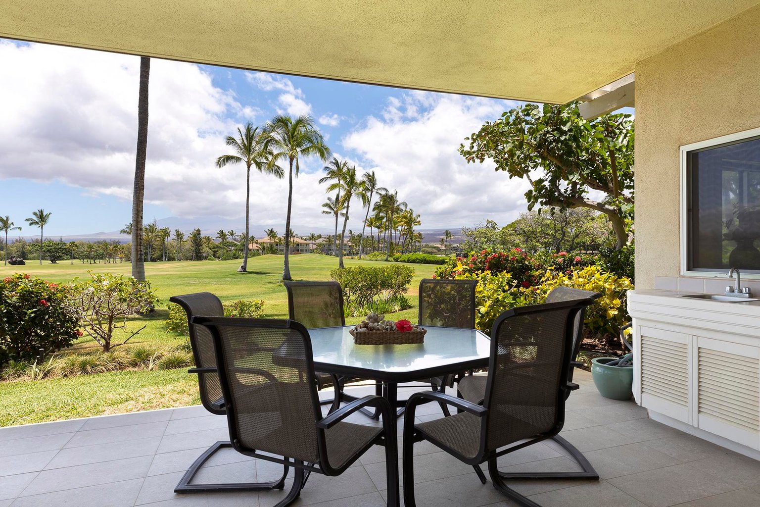 Waikola Vacation Rental