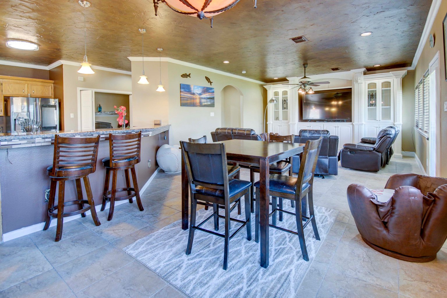 Dickinson Vacation Rental