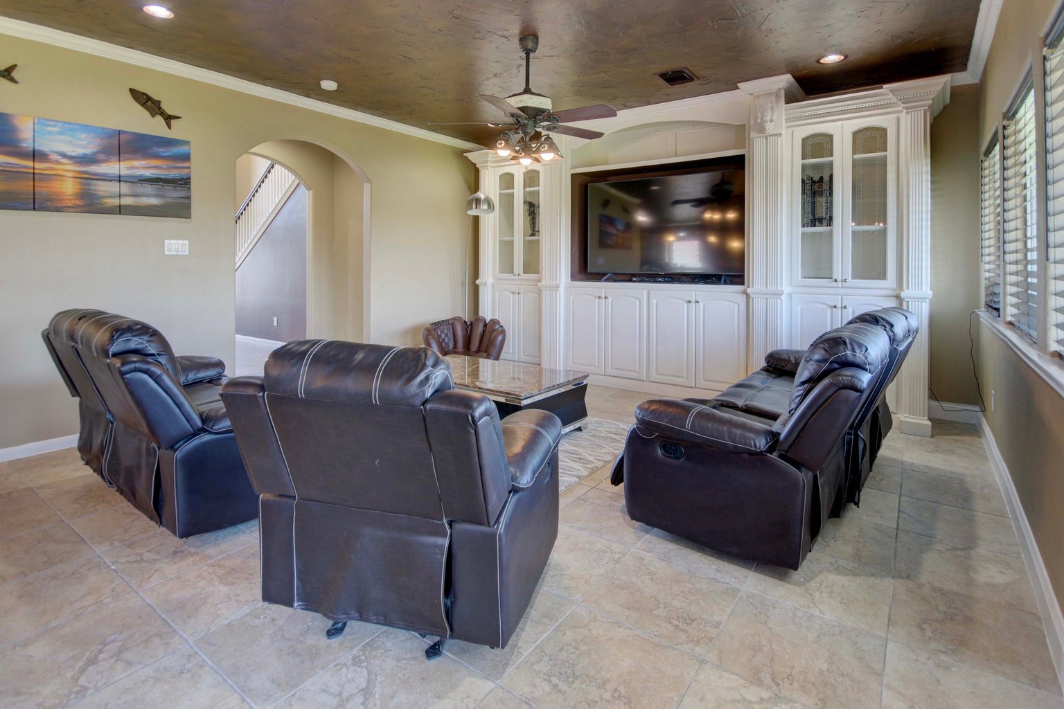 Dickinson Vacation Rental