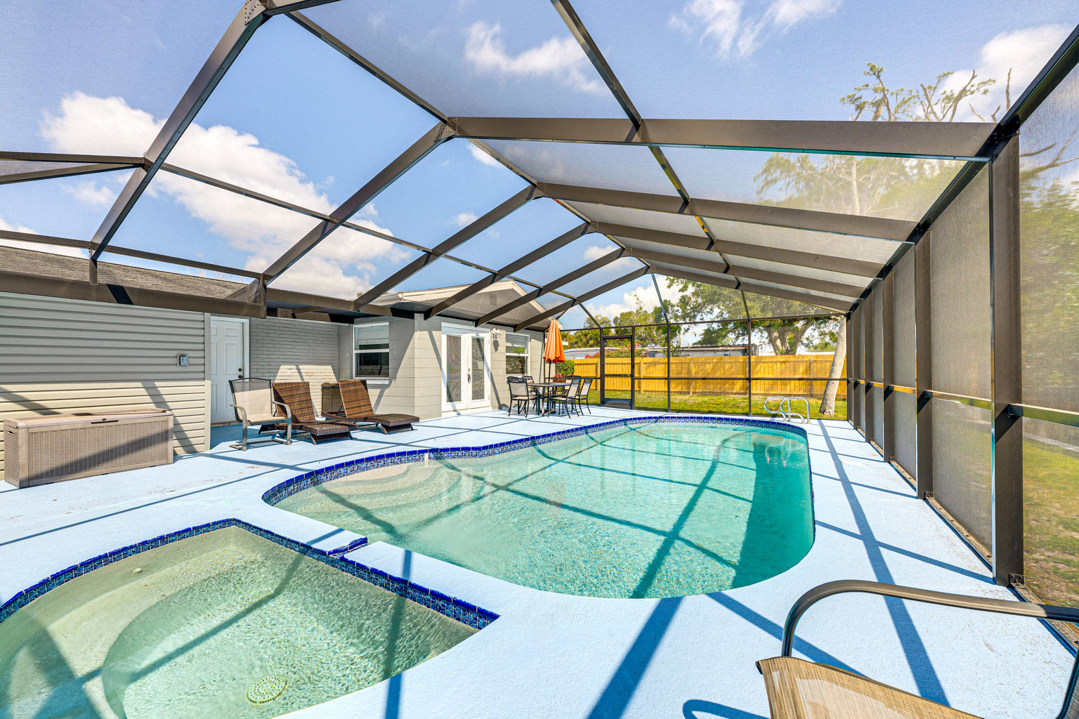 Ruskin Vacation Rental