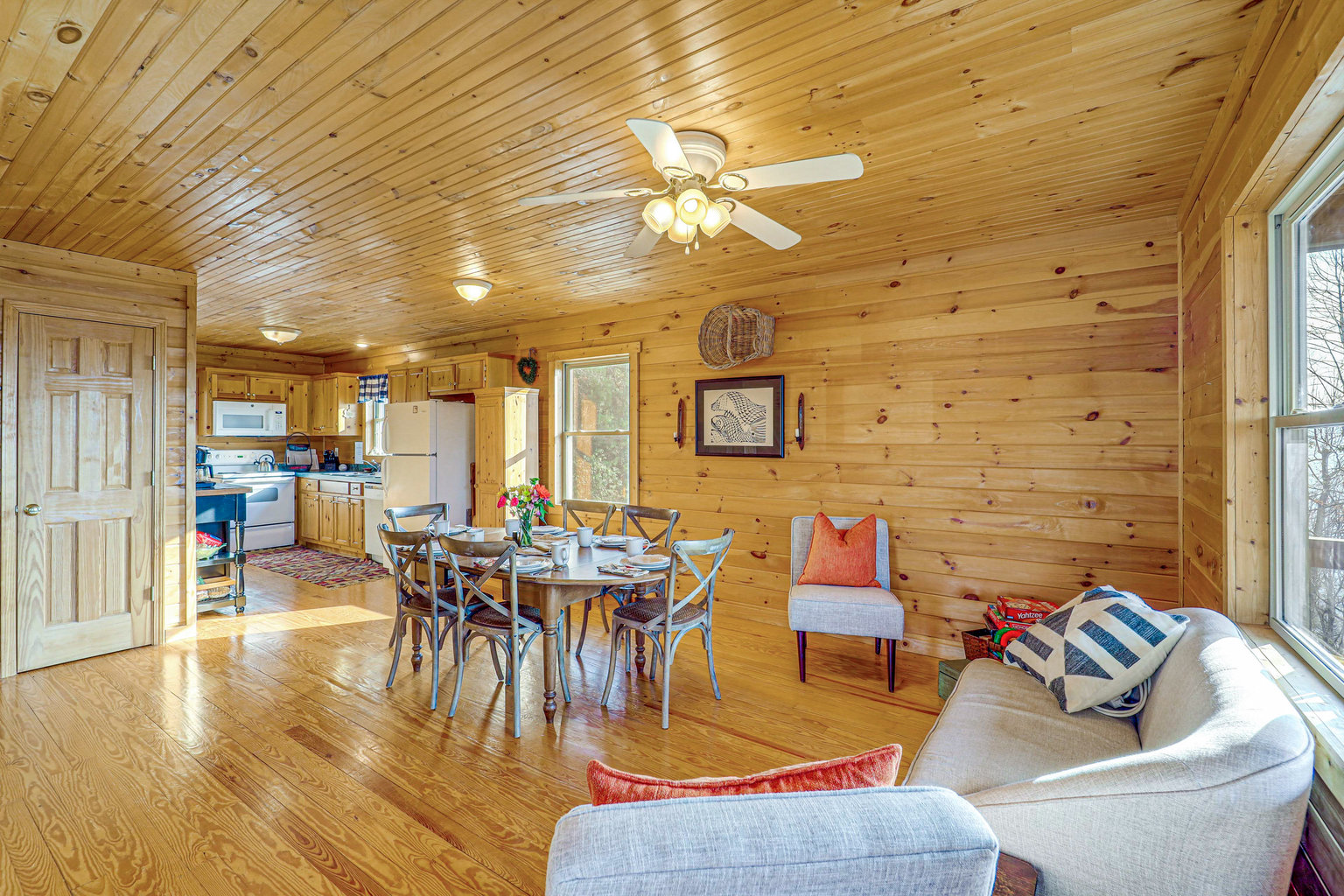 Purlear Vacation Rental