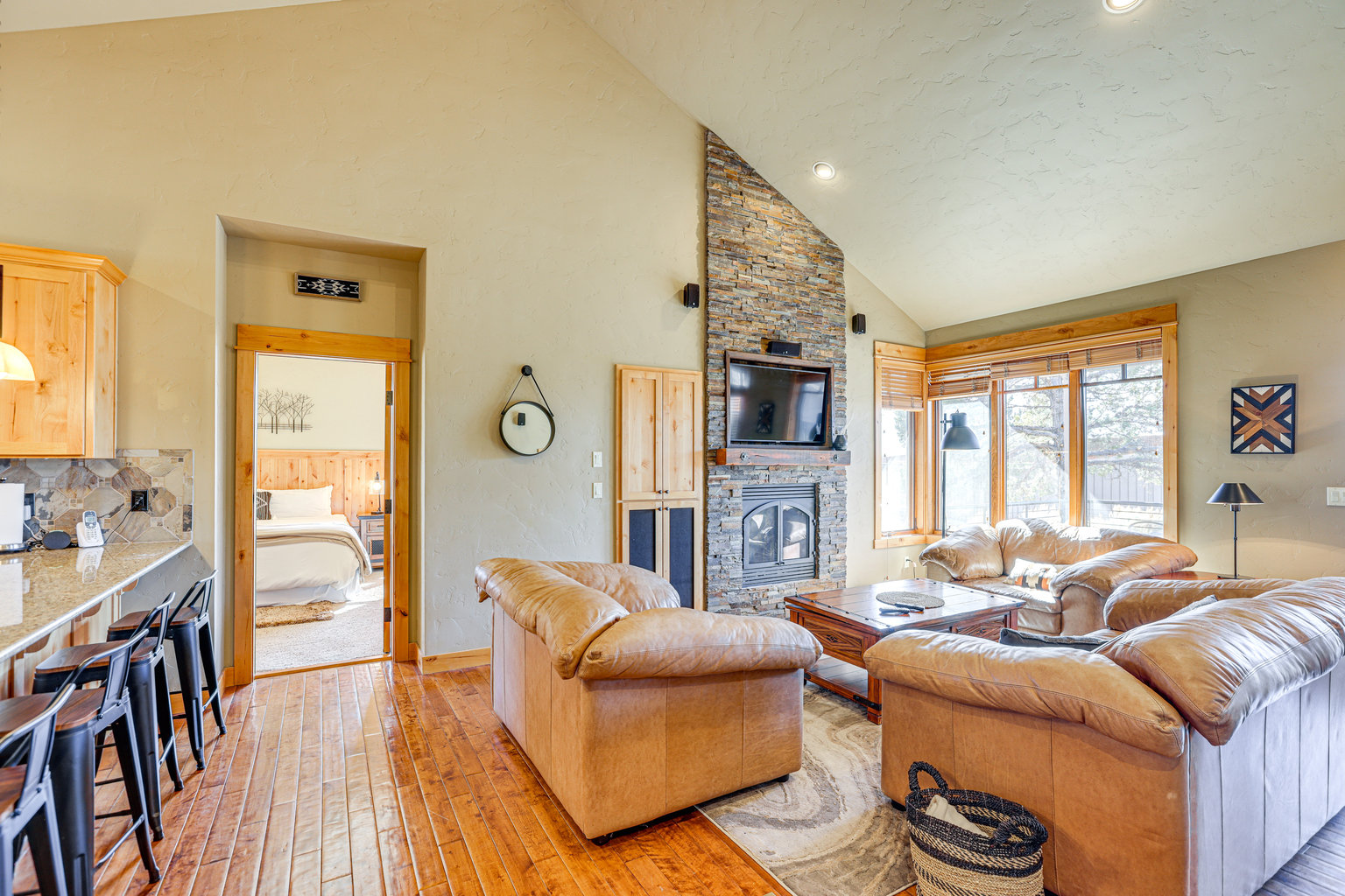 Powell Butte Vacation Rental