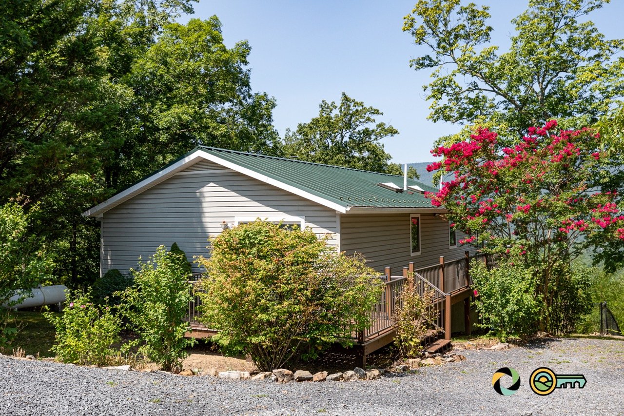 Mount Jackson Vacation Rental