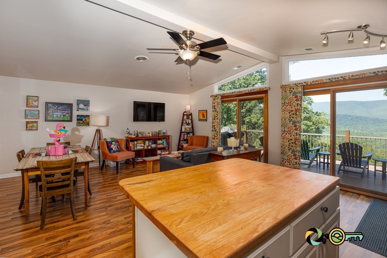 Mount Jackson Vacation Rental