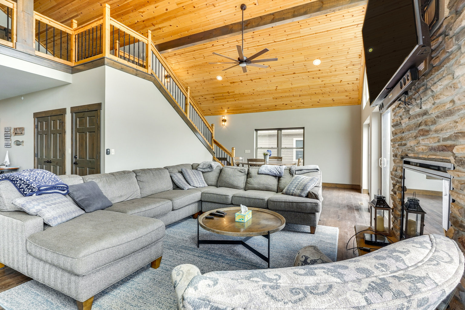 Lampe Vacation Rental