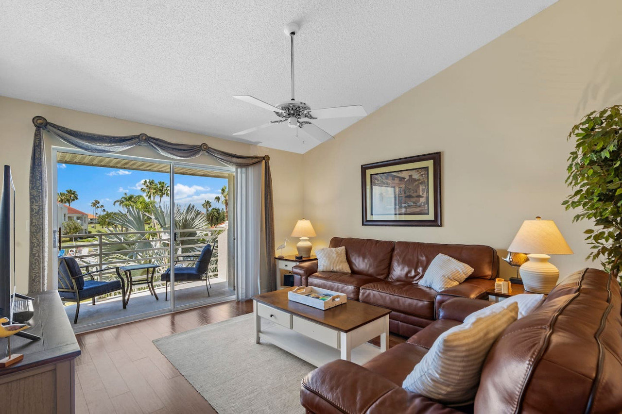 Isla Del Sol Vacation Rental