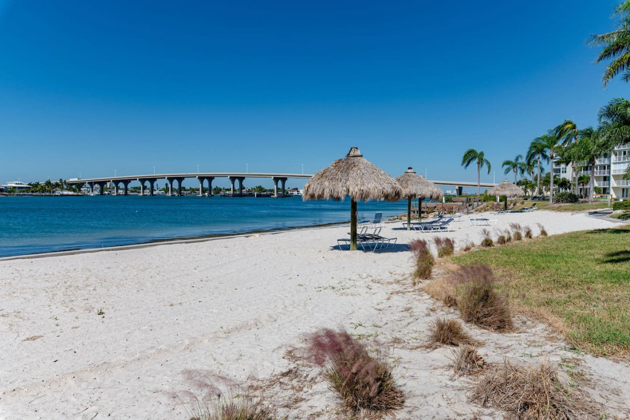 Isla Del Sol Vacation Rental