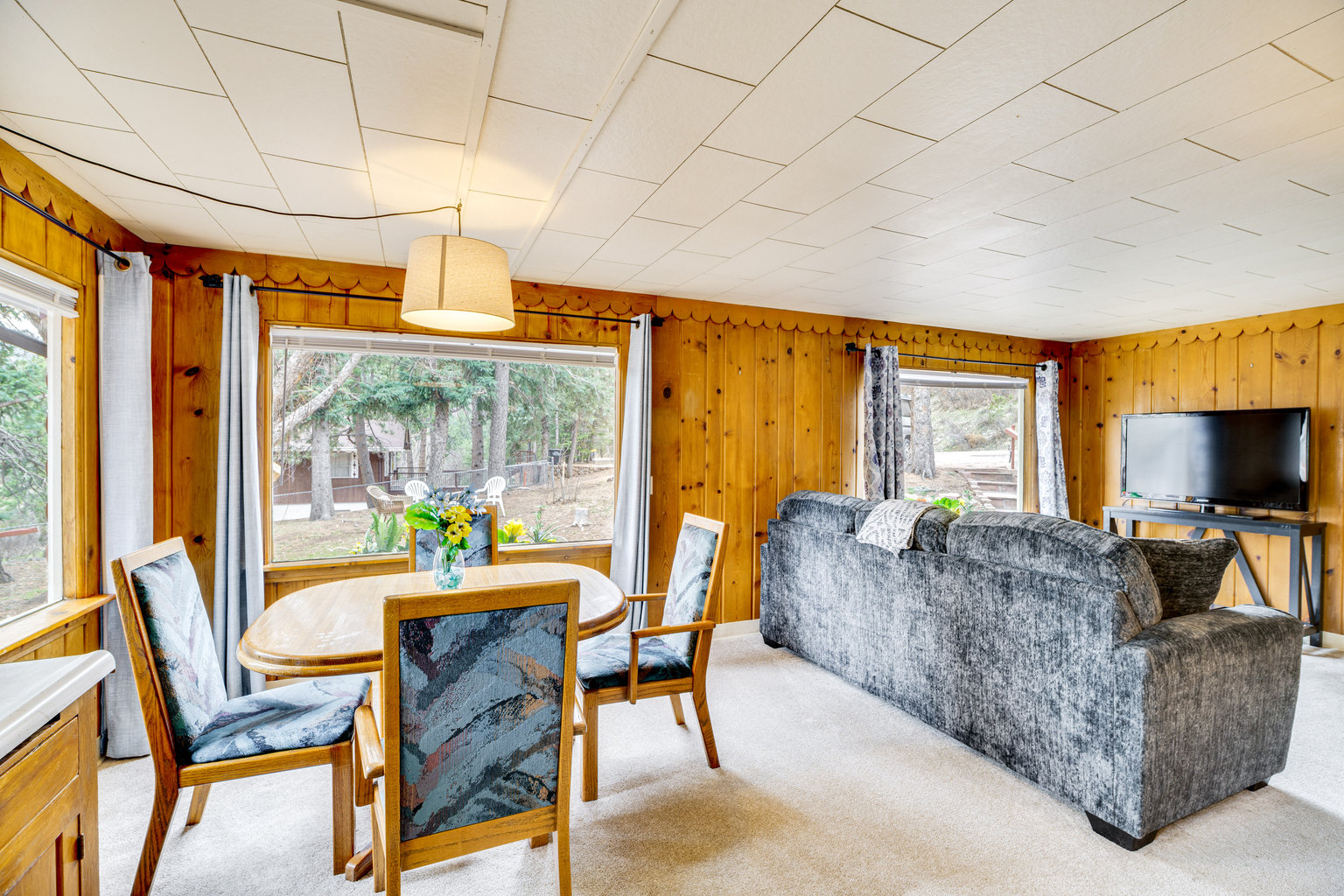 Cascade-Chipita Park Vacation Rental