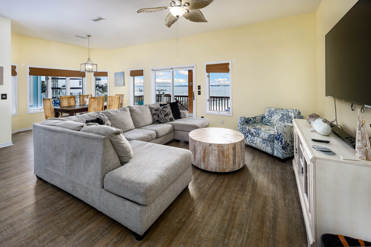 Navarre Vacation Rental