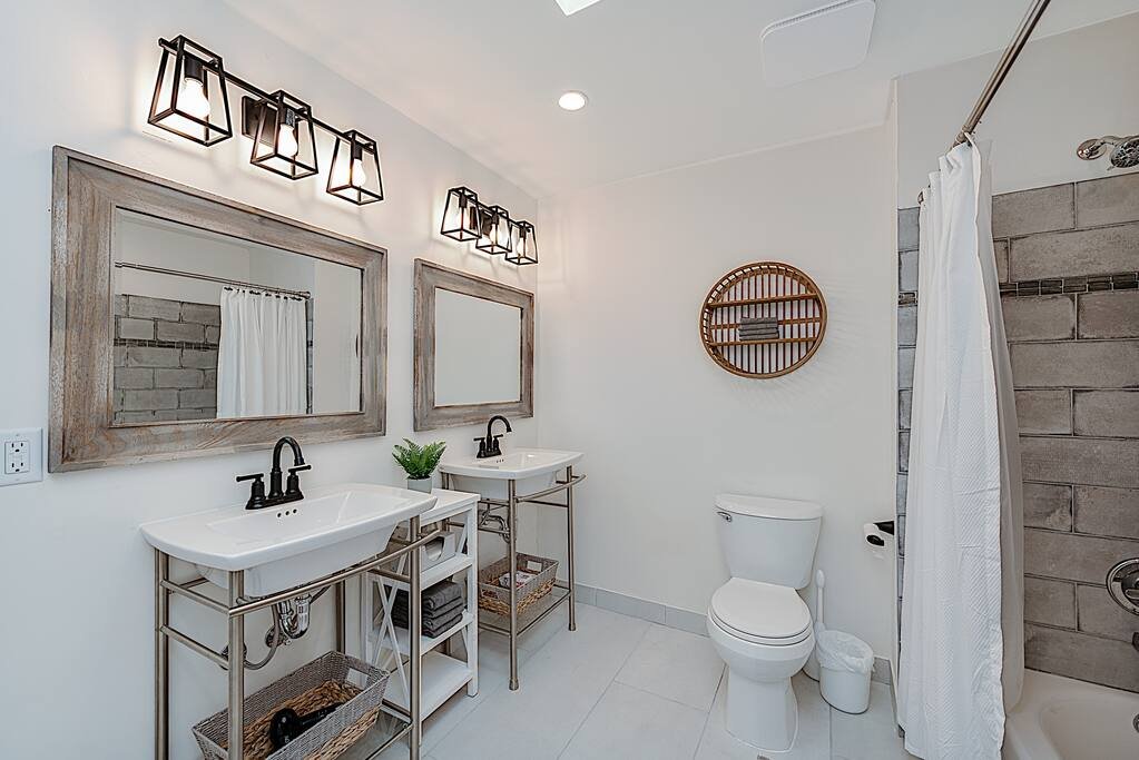 Bracey Vacation Rental