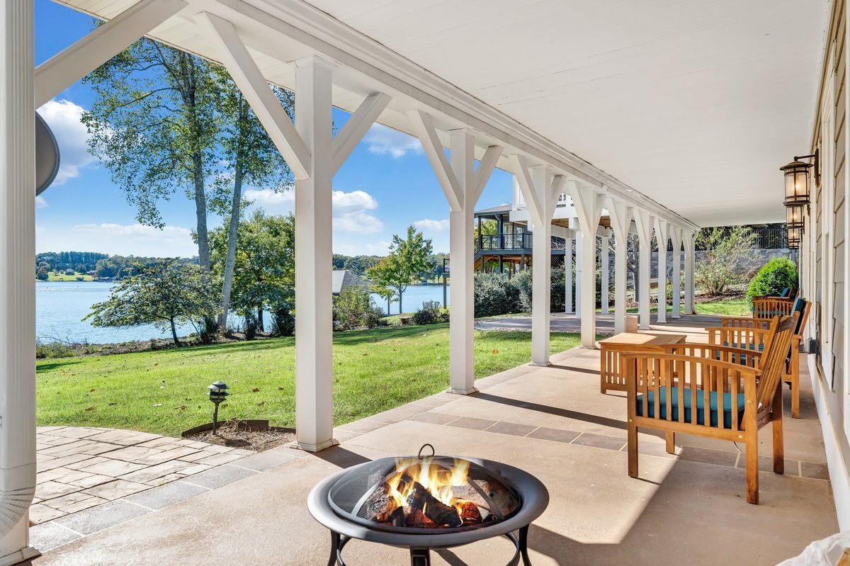 Moneta Vacation Rental