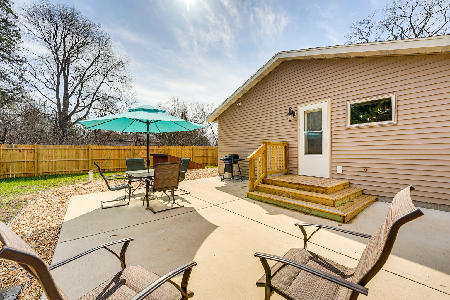 Twin Lake Vacation Rental