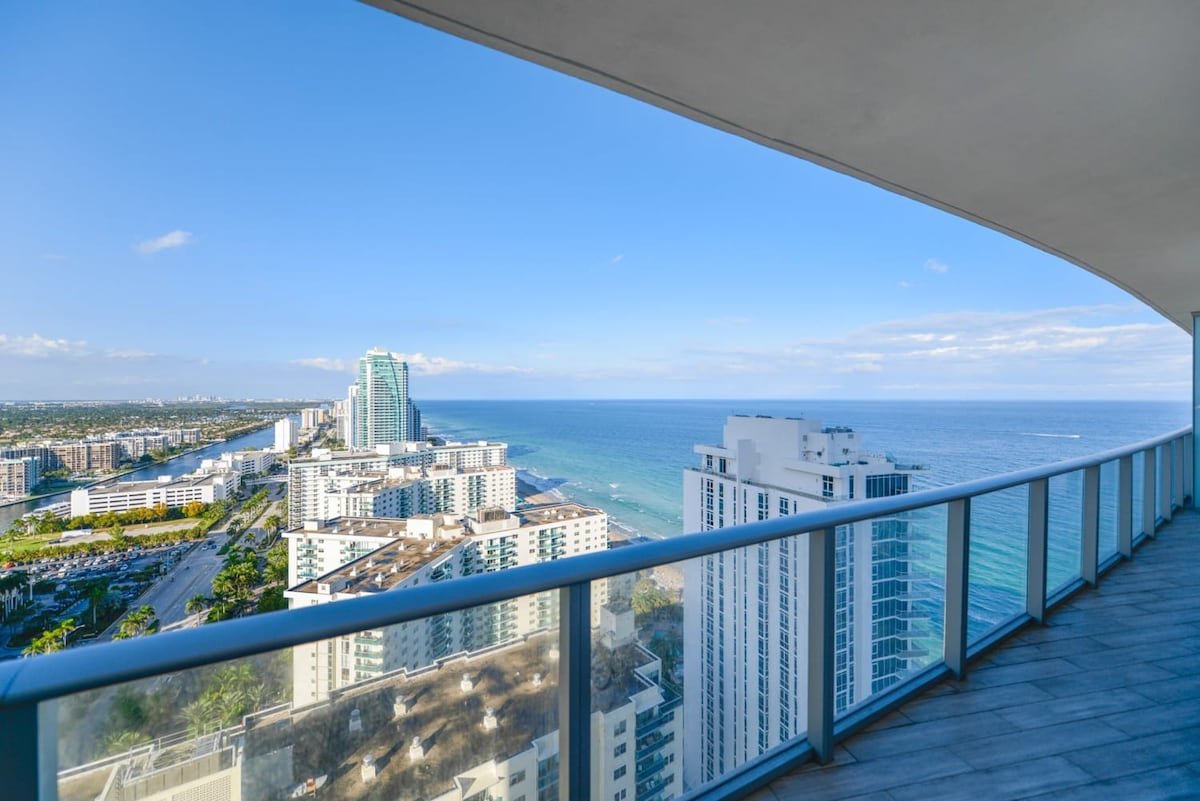 Hollywood Vacation Rental