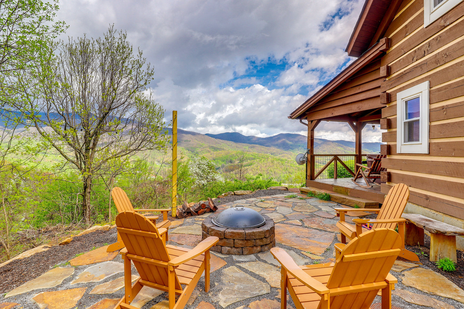 Waynesville Vacation Rental